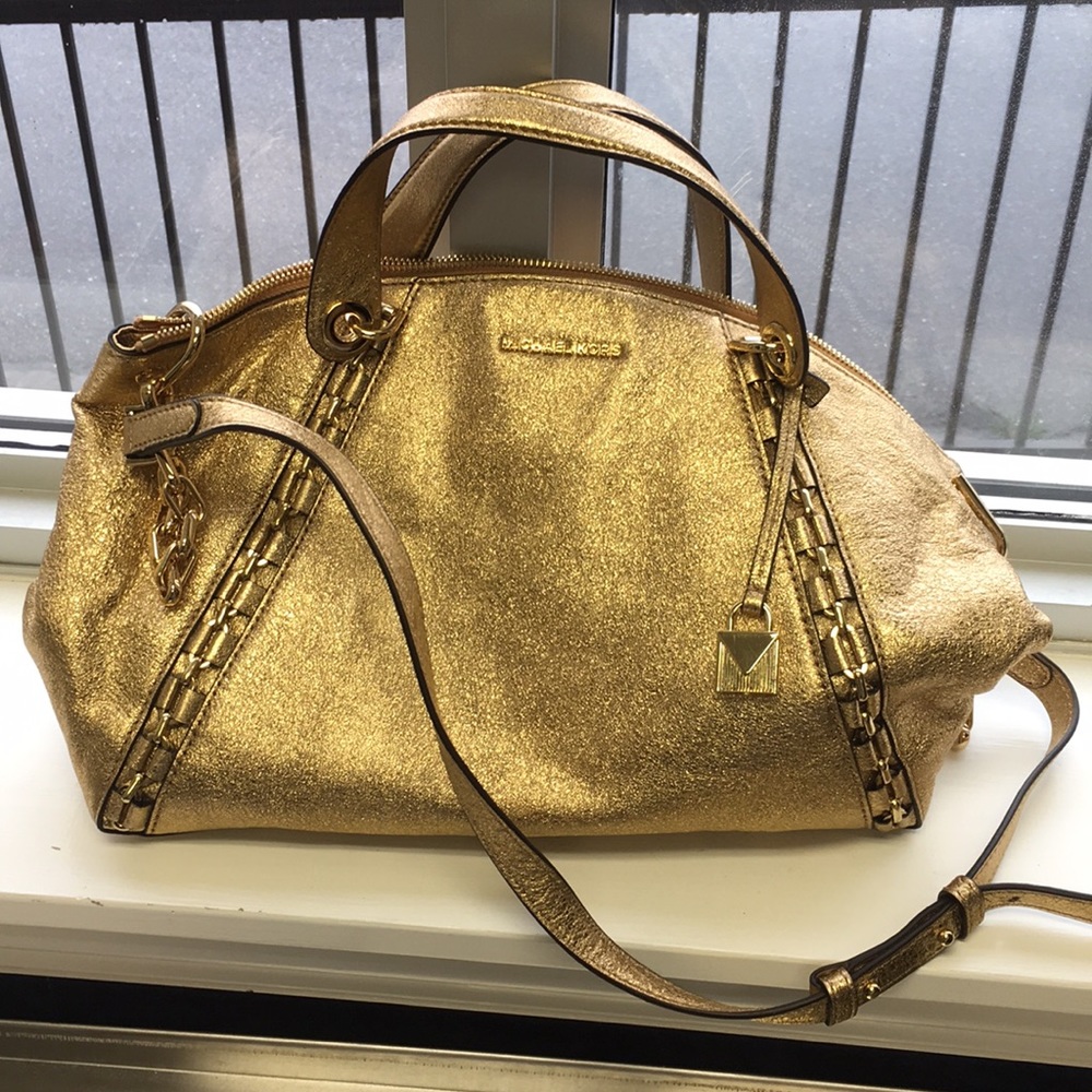 Michael kors bag never used